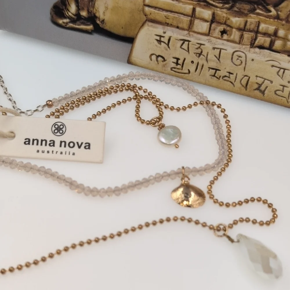 Brown and Gold Layered Necklace with Dainty Chains